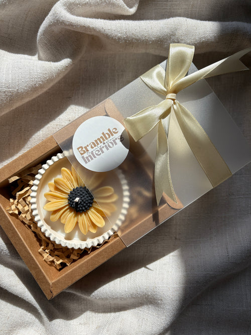 The Daisy ** PRE ORDER APRIL DELIVERY COMING SOON **